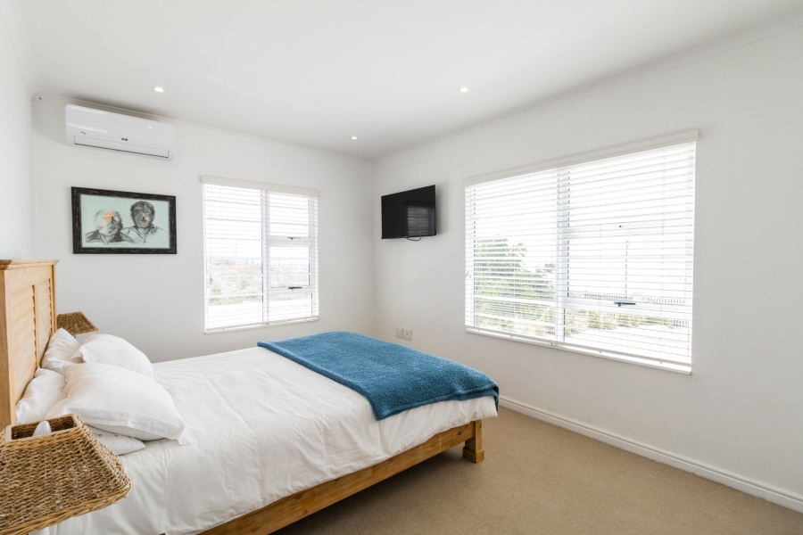 3 Bedroom Property for Sale in St Helena Views Western Cape